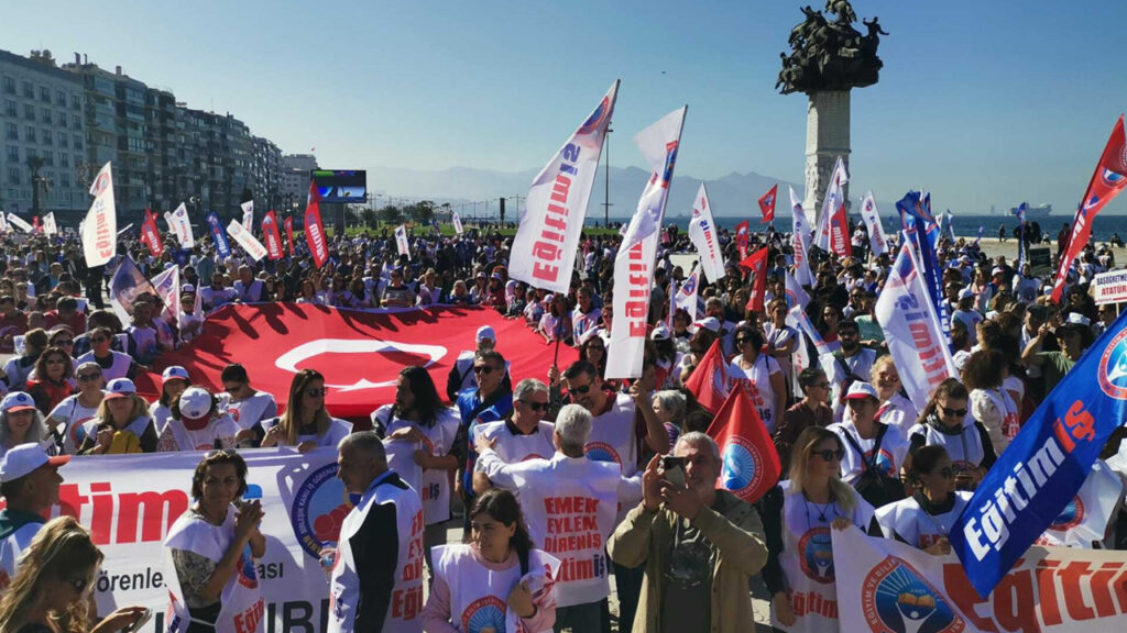 Eğitim-İş’ten Bakanlığa Yer Değiştirme İsteği: 31 Aralık Tarihinin Geçerli Olması Gerekiyor