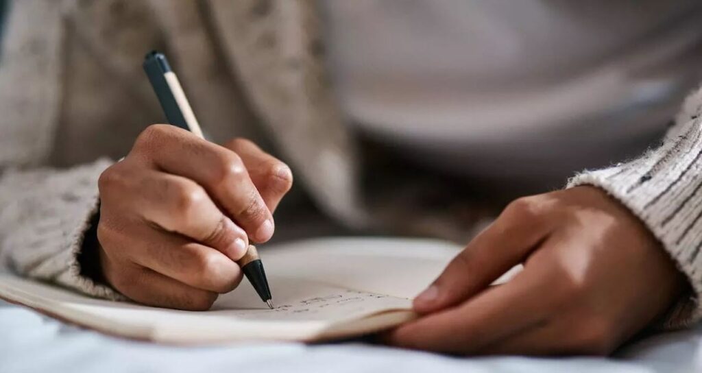 ogrencilerin-okuma-yazma-orani-gerileyince-kalem-kagida-donus-yaptilar-jOCBJwxL