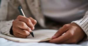 ogrencilerin-okuma-yazma-orani-gerileyince-kalem-kagida-donus-yaptilar-jOCBJwxL