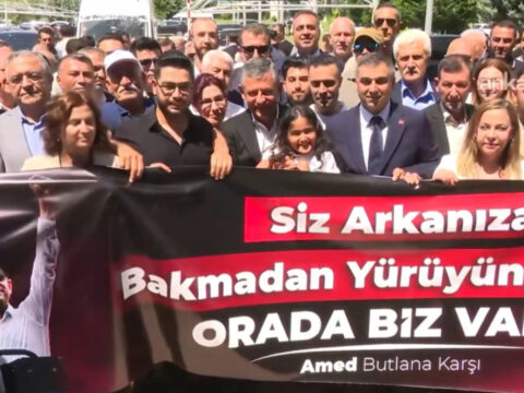 Son dakika | Özgür Özel’e Diyarbakır’da görkemli karşılama